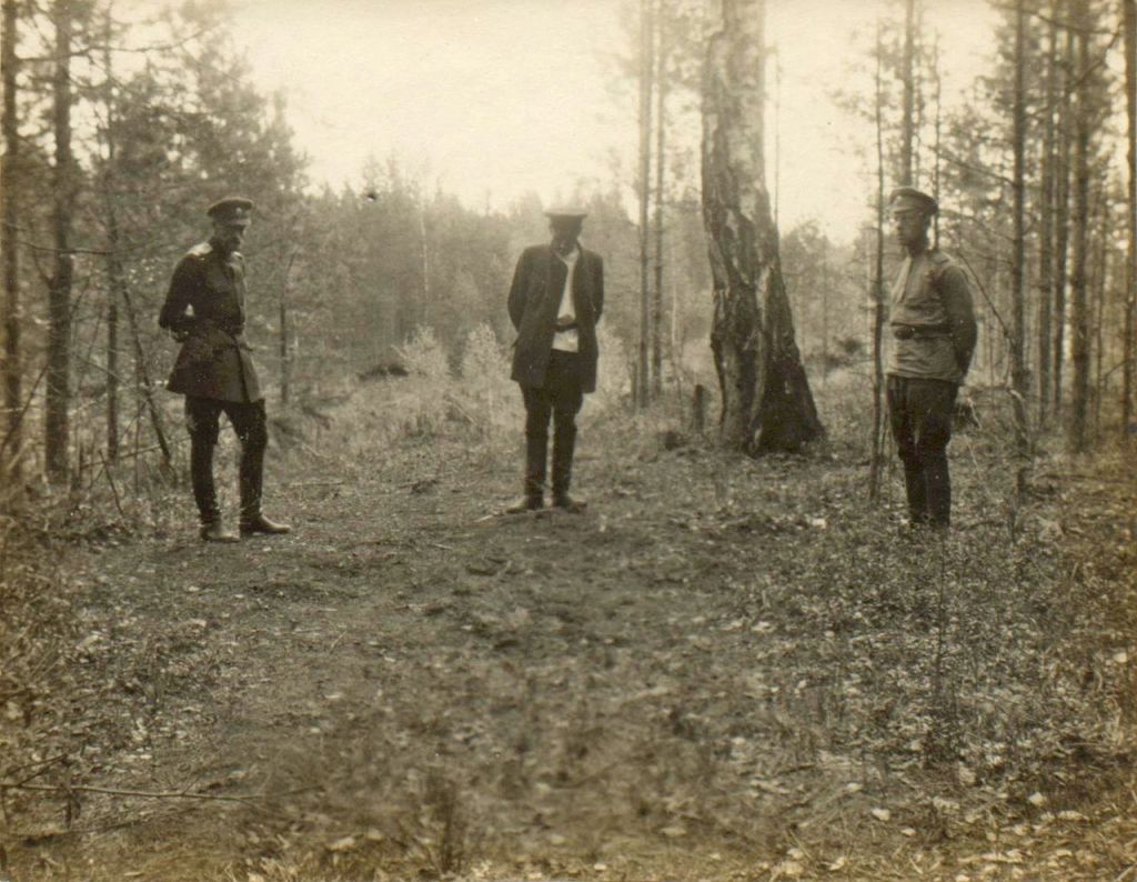 This image has an empty alt attribute; its file name is n.-a.-sokolov-and-gen.-m.-k.-dieterichs.-1919..jpg